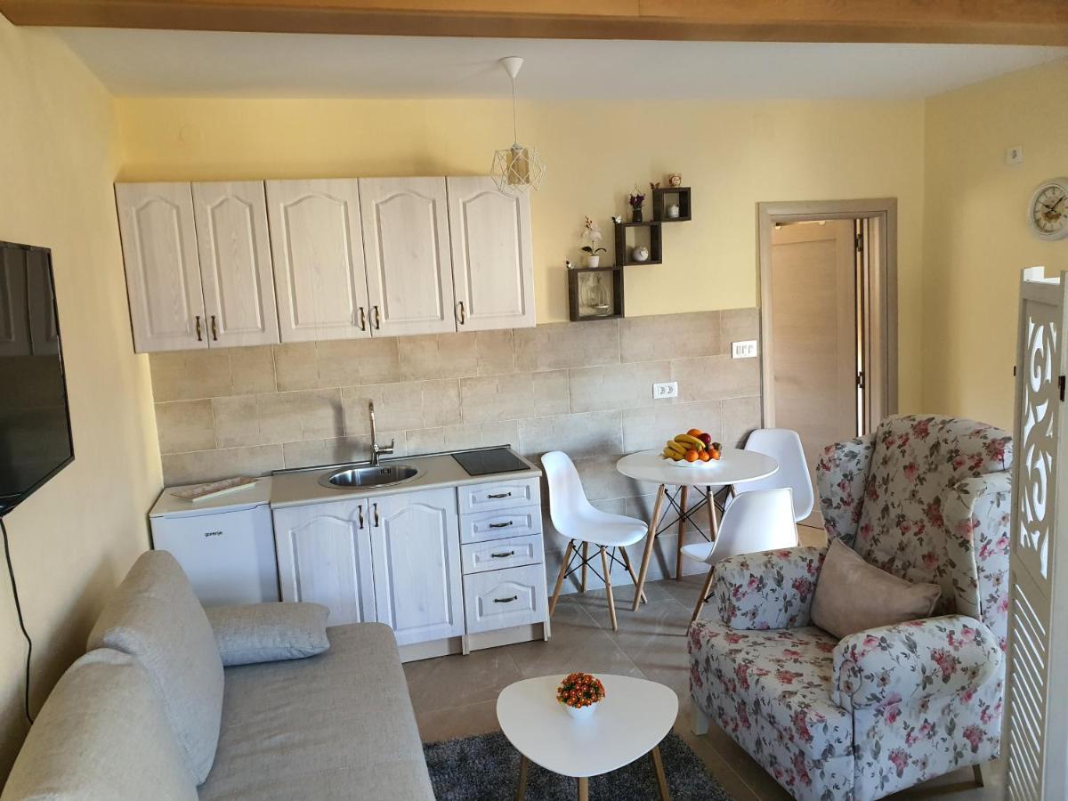 וירפזאר Village House Dunja מראה חיצוני תמונה